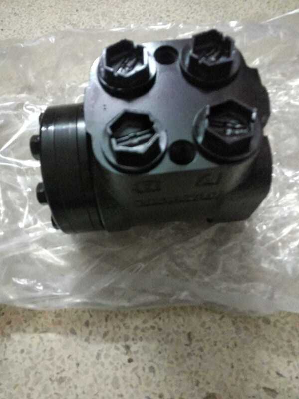 Load Sensing Hydraulic Steering System OEM Number OSPC 80 M18 1.5 Ports